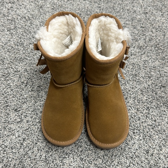 Koolaburra by UGG Brown Suede Victoria Boots girls 12 - Picture 5 of 8